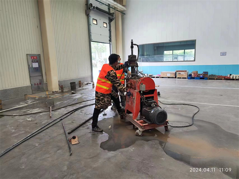 曾都厂房地面下沉塌陷注浆加固施工